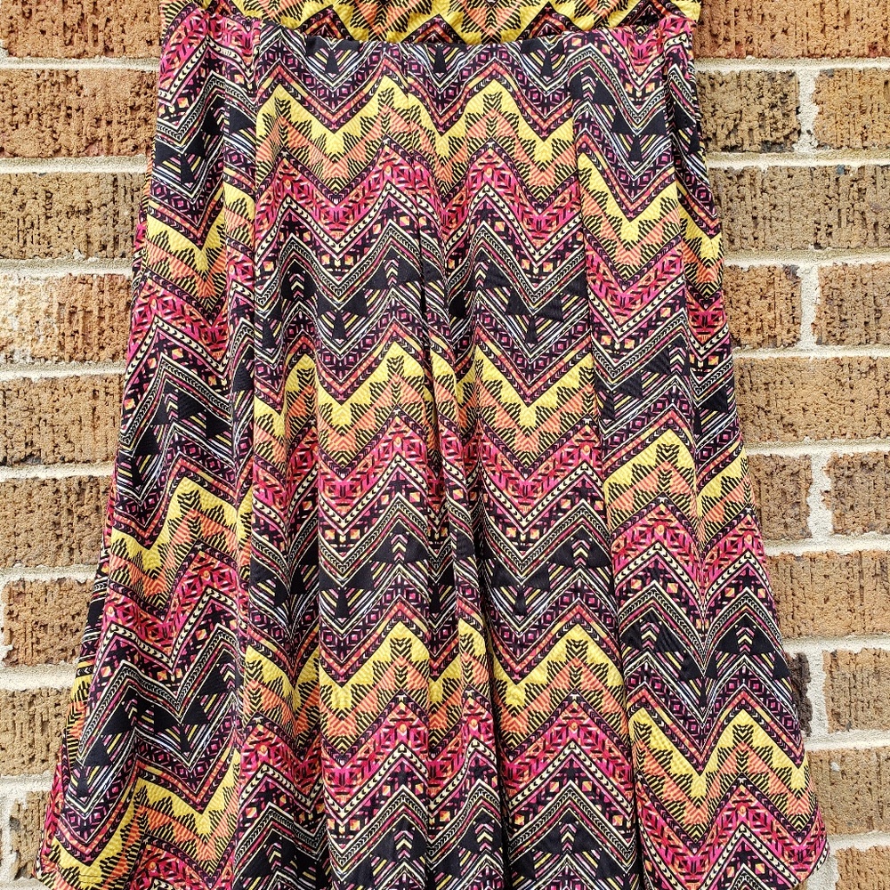 Lularoe  beautiful patterned skirt